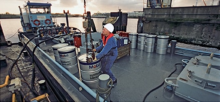 marine-lubricant-on-ship-deck-fs-sm.jpg